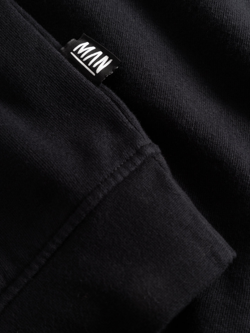 black unisex sweatshirt detail label