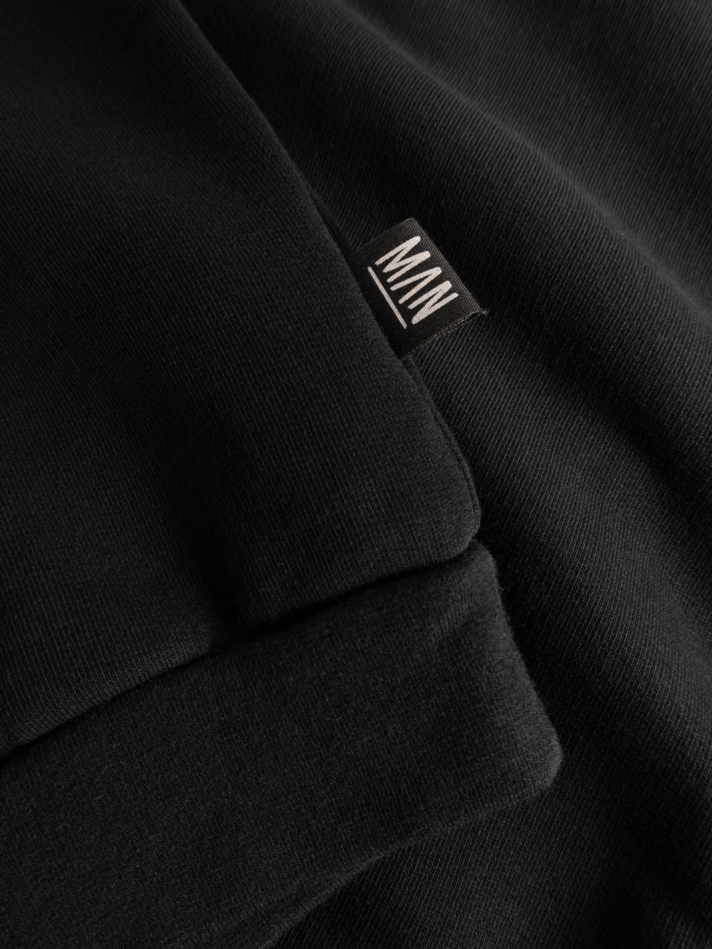 organic unisex hoodie detail label