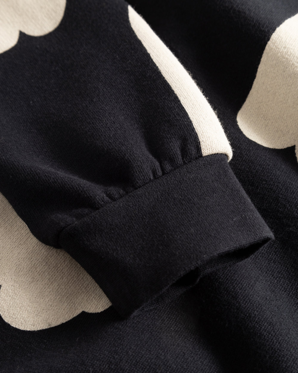 black hoodie jacket detail sleeve