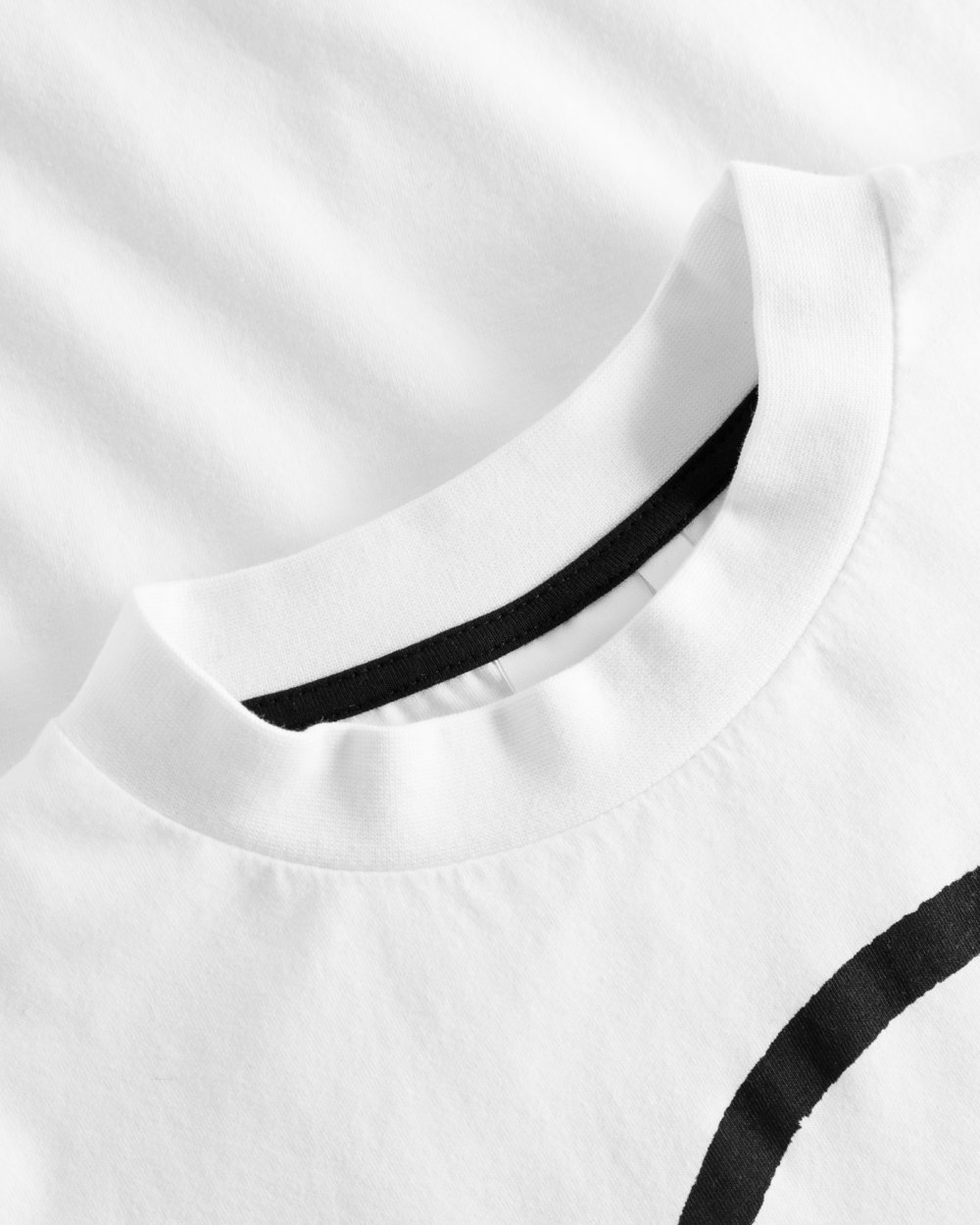 white organic longsleeve detail neck